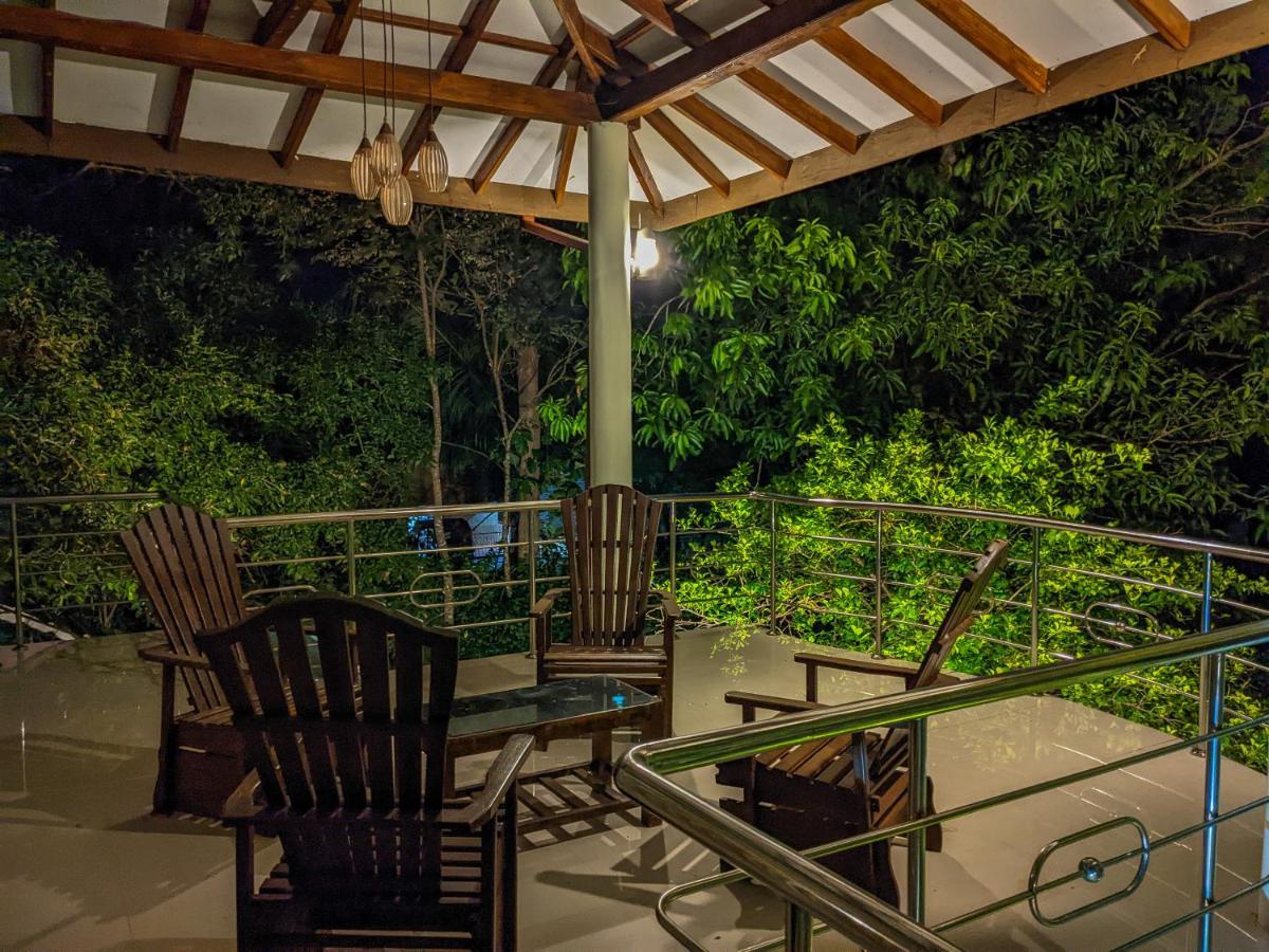 Choona Lodge 'View Of Sigiriya & Pidurangala With Sunrise' Exterior photo