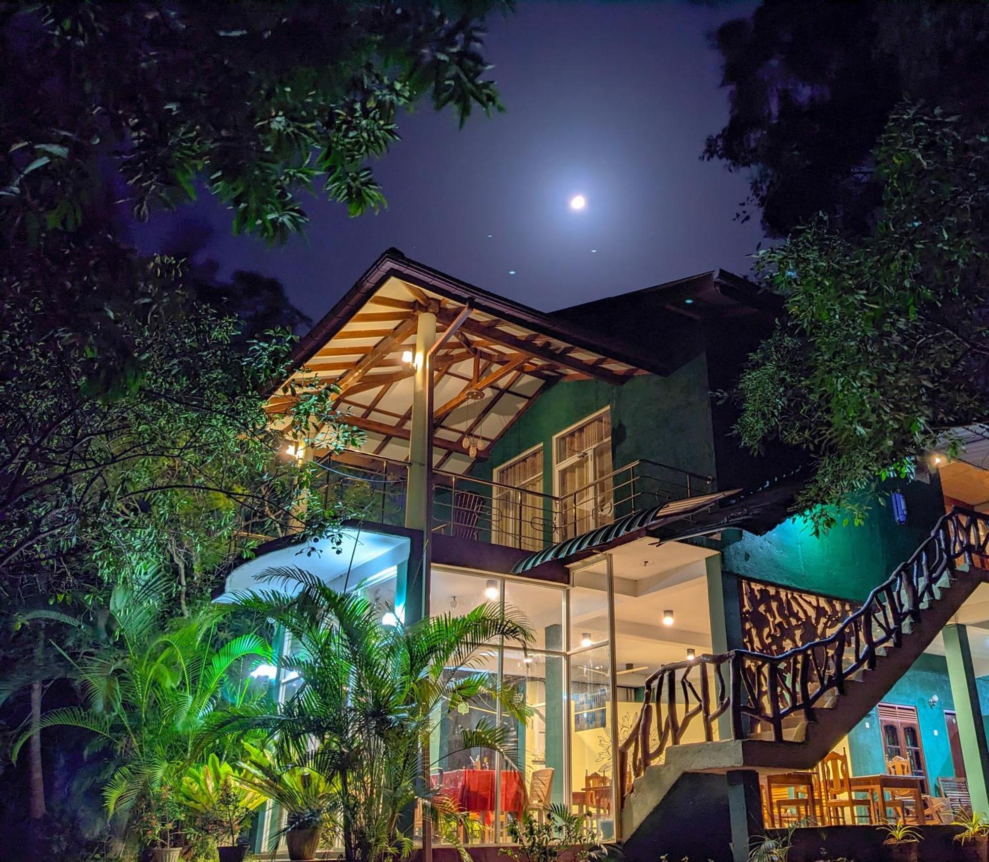 Choona Lodge 'View Of Sigiriya & Pidurangala With Sunrise' Exterior photo